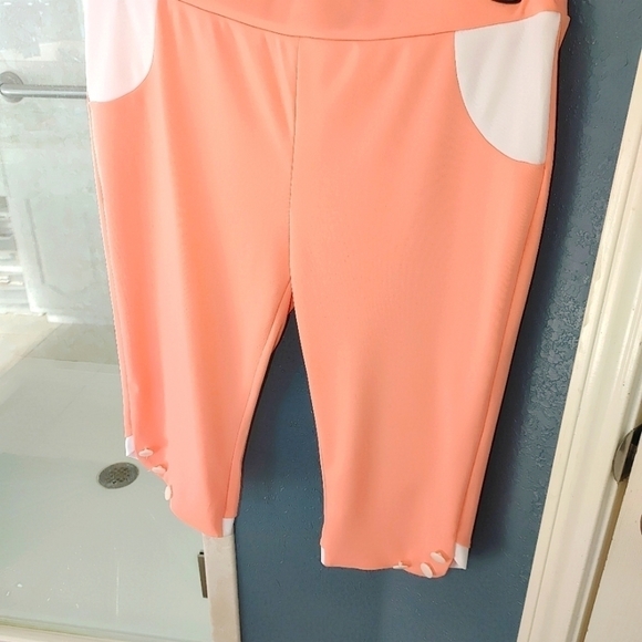 NWOT Elastic Waist Peach and White Stretchy Capris XXL - Picture 5 of 8